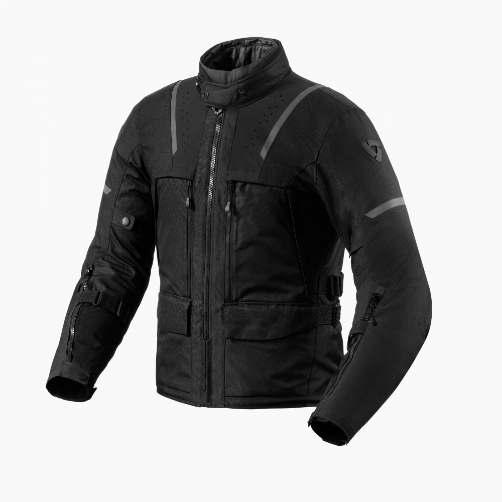 Versatile all-season jacket for adventure riding